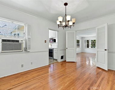 1105 Graynold - Photo Thumbnail 6