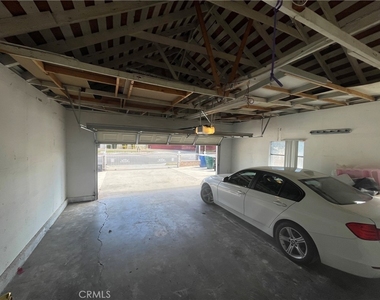 6175 Streeter - Photo Thumbnail 20