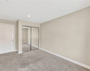 16408 Valencia Avenue - Photo Thumbnail 25