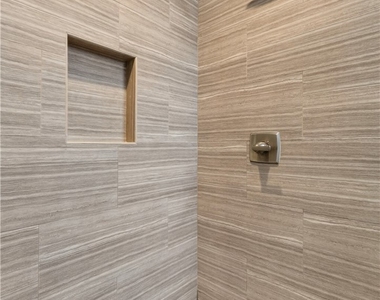 16408 Valencia Avenue - Photo Thumbnail 21