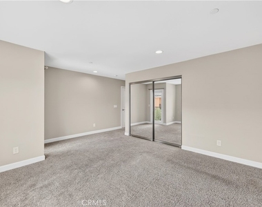 16408 Valencia Avenue - Photo Thumbnail 16