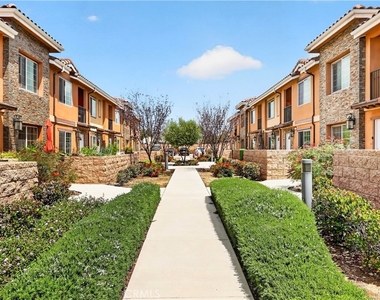 16408 Valencia Avenue - Photo Thumbnail 36