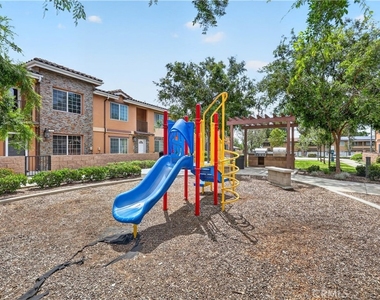 16408 Valencia Avenue - Photo Thumbnail 39