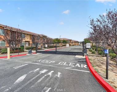 16408 Valencia Avenue - Photo Thumbnail 45