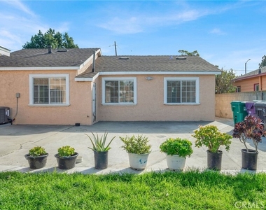 2239 W Lincoln Street - Photo Thumbnail 21