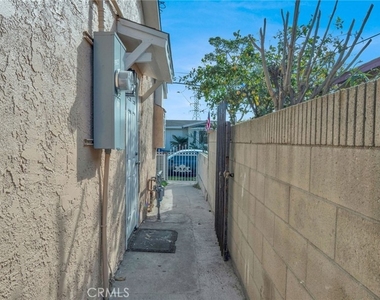 2239 W Lincoln Street - Photo Thumbnail 25