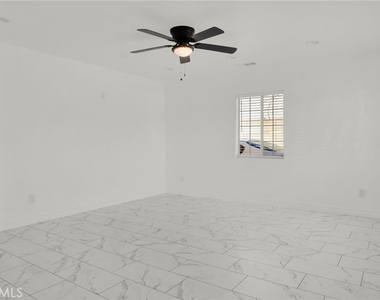 2239 W Lincoln Street - Photo Thumbnail 6