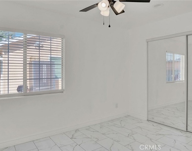 2239 W Lincoln Street - Photo Thumbnail 11