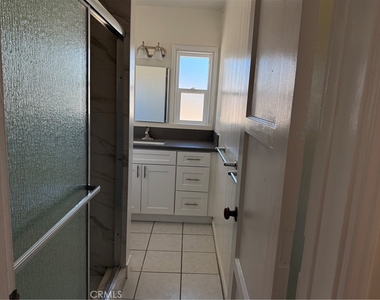 541 E Merced - Photo Thumbnail 7