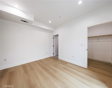 1015 S. Citrus Avenue - Photo Thumbnail 26
