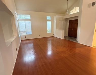 58 Valley Crest - Photo Thumbnail 3
