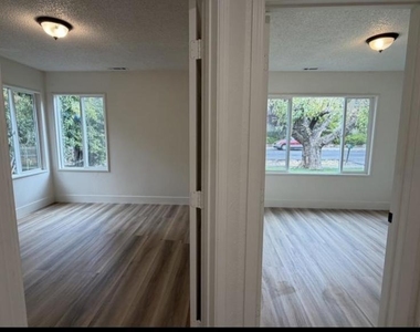 230 Cleaveland Rd - Photo Thumbnail 13