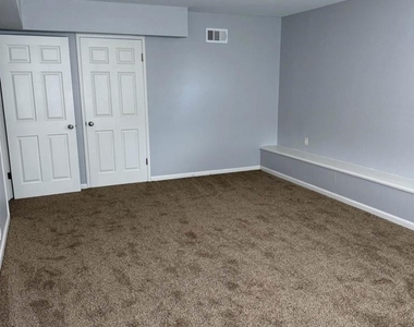 6225 Plymouth Ave - Photo Thumbnail 40