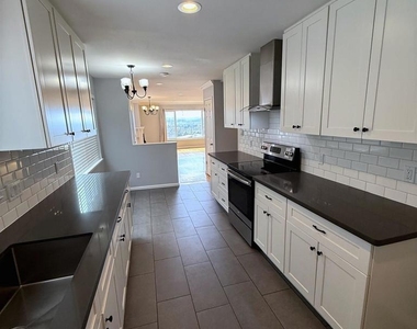 6225 Plymouth Ave - Photo Thumbnail 16