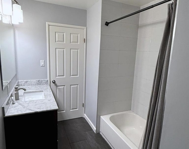 6225 Plymouth Ave - Photo Thumbnail 36