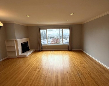 6225 Plymouth Ave - Photo Thumbnail 7