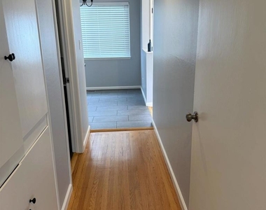 6225 Plymouth Ave - Photo Thumbnail 19