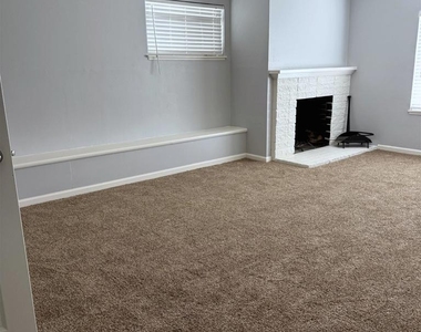 6225 Plymouth Ave - Photo Thumbnail 38