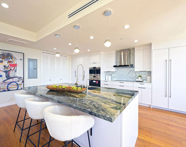 10601 Wilshire Boulevard - Photo Thumbnail 12