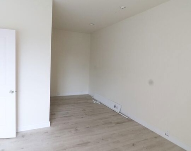 13716 Penn Street - Photo Thumbnail 30
