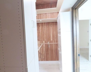 13716 Penn Street - Photo Thumbnail 26