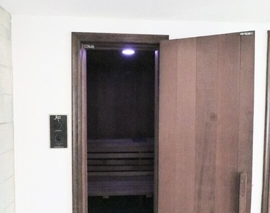 13716 Penn Street - Photo Thumbnail 32