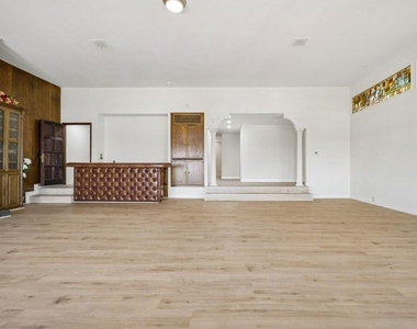 13716 Penn Street - Photo Thumbnail 55