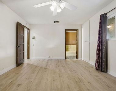 13716 Penn Street - Photo Thumbnail 49
