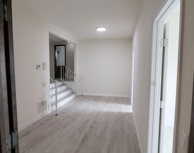 13716 Penn Street - Photo Thumbnail 28