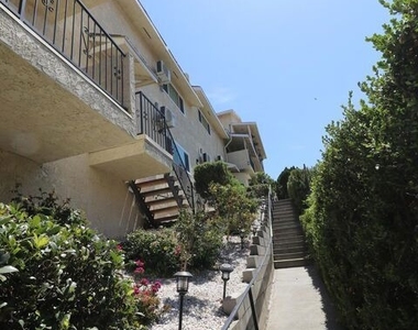13716 Penn Street - Photo Thumbnail 36