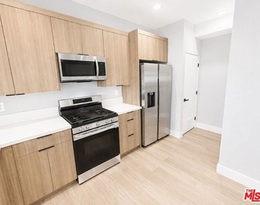 14833 Erwin Street - Photo Thumbnail 2