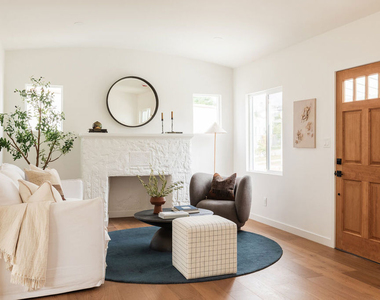 784 Elmira Street - Photo Thumbnail 3