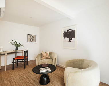 784 Elmira Street - Photo Thumbnail 20