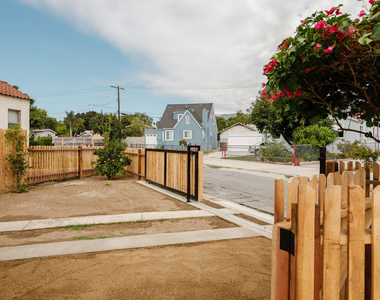 784 Elmira Street - Photo Thumbnail 30
