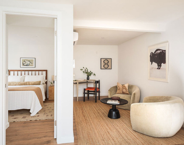 784 Elmira Street - Photo Thumbnail 22