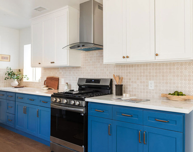 784 Elmira Street - Photo Thumbnail 10