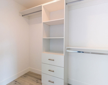 4293 Tujunga Avenue - Photo Thumbnail 7