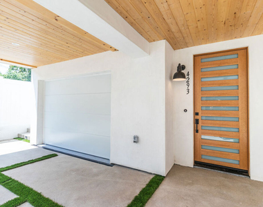 4293 Tujunga Avenue - Photo Thumbnail 4