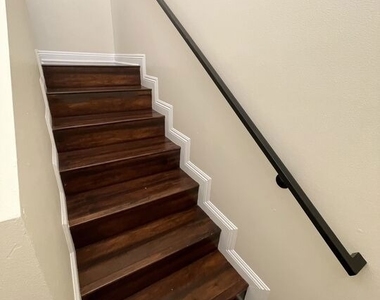 639 E 82nd Street - Photo Thumbnail 6