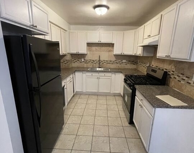 639 E 82nd Street - Photo Thumbnail 2