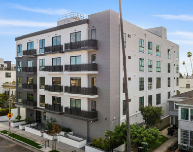 927 Fedora Street - Photo Thumbnail 2