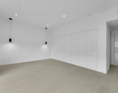 10630 Wilkins Avenue - Photo Thumbnail 14