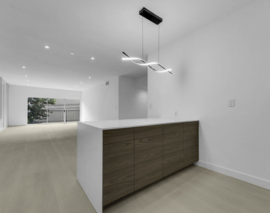 10630 Wilkins Avenue - Photo Thumbnail 7