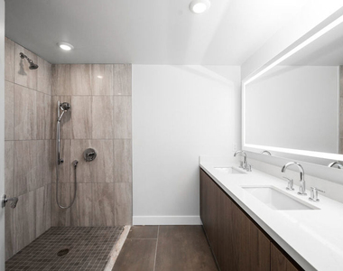 5153 Maplewood Avenue - Photo Thumbnail 16