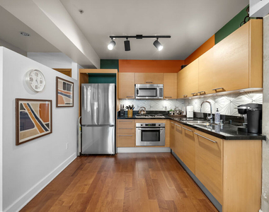 416 S Spring Street - Photo Thumbnail 6