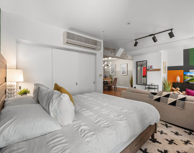 416 S Spring Street - Photo Thumbnail 15