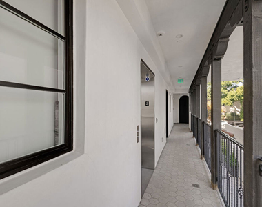 7914 Norton Avenue - Photo Thumbnail 4