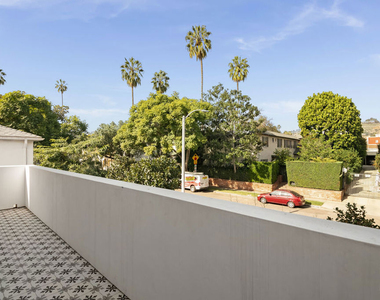 7914 Norton Avenue - Photo Thumbnail 10