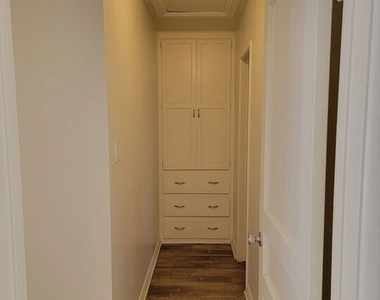 5808 Colfax Street - Photo Thumbnail 10