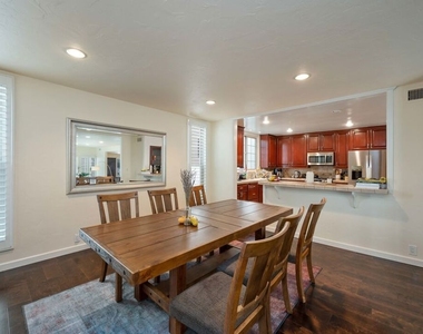 12336 Montana Avenue - Photo Thumbnail 6